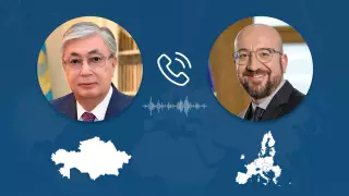 Президент Токаев поговорил с главой Евросовета