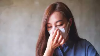 Пора к эндокринологу: на какие сигналы организма стоит обратить внимание