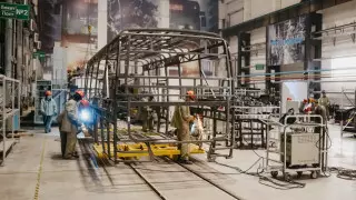 700 автобусов, в том числе 280 школьных, выпустят в Сарани до конца года