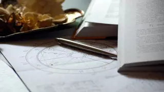 Астрологи назвали лучшие страны для каждого знака зодиака