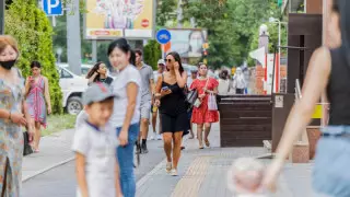 Что изменится в жизни казахстанцев в августе