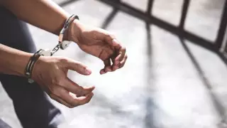 Заключенный сбежал из тюрьмы, вырвав унитаз, в Бельгии