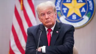 Трамп заявил о проведении обыска в его имении агентами ФБР