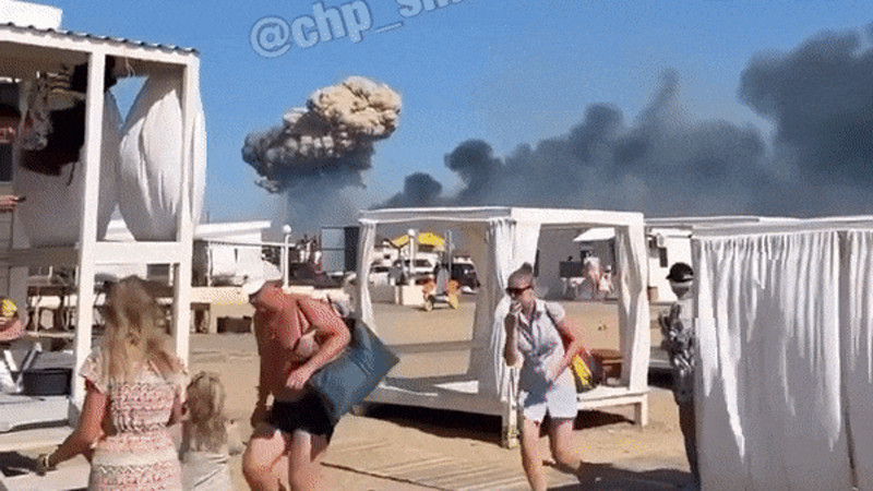 Кадры из видео