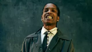 Рэперу A$AP Rocky предъявили обвинение в вооруженном нападении