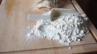 Мука подорожала больше чем на треть в Казахстане