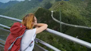 "Отели все равно поднимают цены". Российские туристы не увидели смысла в кешбэке