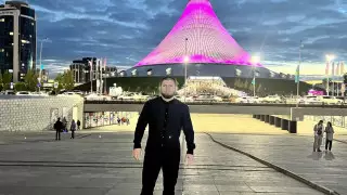 Хабиб Нурмагомедов прилетел в Нур-Султан