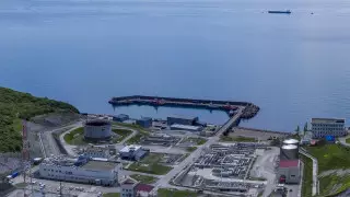 Экспорт казахстанской нефти: два причала КТК приостановили работу