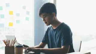 Жатақханаға көшкенде 1-курс студентіне не керек? Ең қажет заттар тізімі