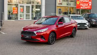 "Перепродают россиянам": на жалобы по льготному автокредитованию ответили в АКАБ