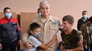 Токаев обратился к пострадавшим от пожаров в Костанайской области