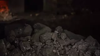 Жители Петропавловска жалуются на очереди в угольных тупиках