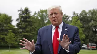 Суд США снял арест с секретных документов Трампа