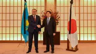 Глава МИД Казахстана прибыл в Токио для участия в госпохоронах Синдзо Абэ