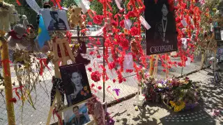 Место памяти Дениса Тена исчезло в сквере в Алматы