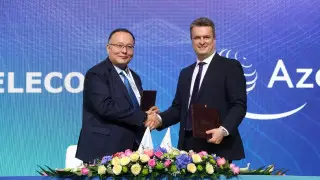 Казахстан и Азербайджан проложат линию связи по дну Каспийского моря