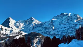 Катастрофическую скорость таяния ледников зафиксировали в швейцарских Альпах