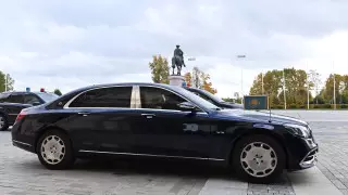 Токаев прибыл в Константиновский дворец