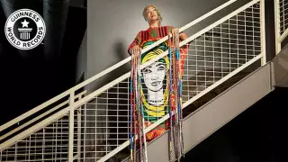 Американка после смерти дочери 22 года не стригла ногти