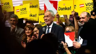 Александер Ван дер Беллен победил на выборах президента Австрии