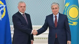 Токаев принял генсека ОДКБ