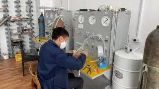 В Казахстане предлагают остановить приватизацию оборонных предприятий