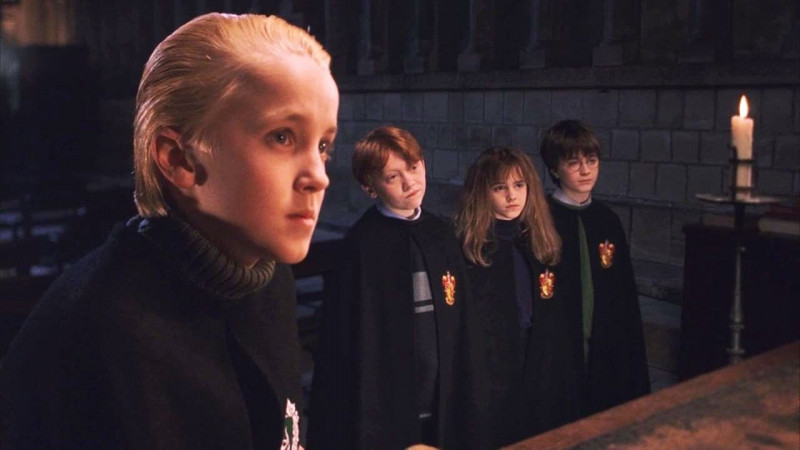 Кадр из фильма "Гарри Поттер"