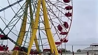 Кабинка колеса обозрения оторвалась во время движения аттракциона в Кызылординской области