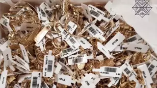 Более 28 килограммов ювелирных украшений пытались ввезти в Казахстан из Турции