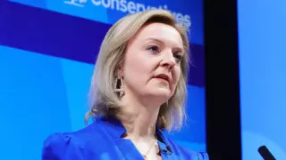 Хакеры взломали личный телефон экс-премьера Великобритании Лиз Трасс - СМИ