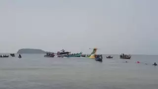 Пассажирский самолет разбился при посадке в Танзании