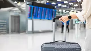 Итальянку выдворили из Казахстана за двойное гражданство