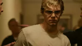 Сериал о серийном убийце Джеффри Дамере будет иметь продолжение