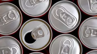 Токаев поручил рассмотреть запрет продажи энергетиков подросткам