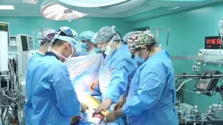 Алматинские врачи впервые провели операцию по имплантации механического сердца
