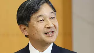 Императора Японии выписали из больницы