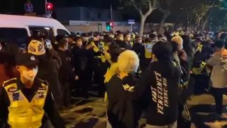 "Китай бросает вызов нашим ценностям и интересам" - премьер Великобритании