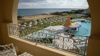 Тунис снял ковидные ограничения на въезд для туристов