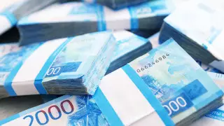 Установлены официальные курсы доллара и рубля на выходные