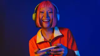 Топ-10 треков, которые казахстанцы слушали в 2022 году