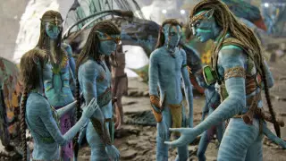 Меньше, чем у Marvel: сиквел "Аватара" не побил кассовые рекорды в день премьеры