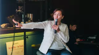 "Сначала - маску на себя": лекция "Школы женского здоровья" прошла в Алматы