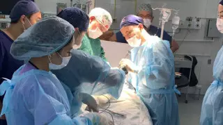 Беременной женщине с тяжелой патологией спасли жизнь алматинские врачи