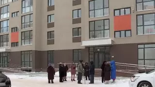 "Мы устали ждать!" Жильцы многоэтажки в Астане готовы перекрыть проспект, чтобы их услышали
