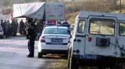 Сербы в Косово решили разобрать баррикады