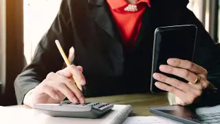 Казахстанцы получают SMS о новых процедурах банкротства