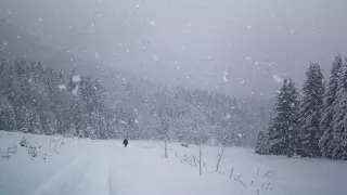 Больного ребенка в метель на снегоходе доставили в больницу Аягоза