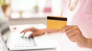 Отказался покупать, но предоплату не возвращают - это законно в Казахстане?