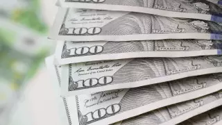 Курс доллара опустился ниже 462 тенге